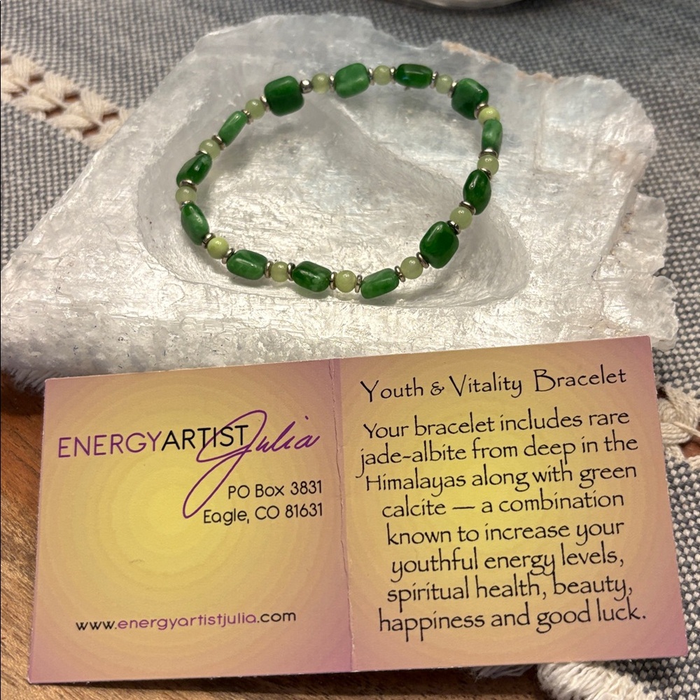 Green Beaded Bracelet  by Energy Artist Julia and infused w healing Reiki ENERGY - Picture 3 of 4